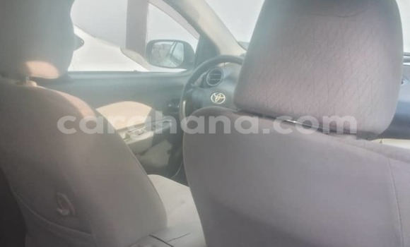 Ra Àlòkù Toyota Belta funfun Ọkọ̀ in Accra ni Greater Accra Ra Àlòkù Toyota Belta funfun Ọkọ̀ in Accra ni Greater Accra