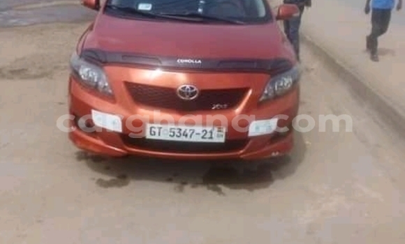 Sayi Na hannu Toyota Corolla Red Mota in Accra a Greater Accra
