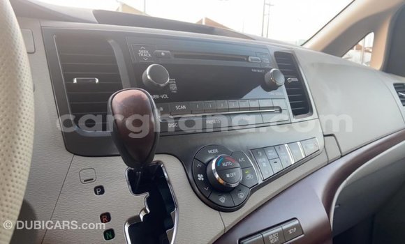 Ra Imported Toyota Sienna Brown Ọkọ̀ in Import - Dubai ni Ashanti Ra Imported Toyota Sienna Brown Ọkọ̀ in Import - Dubai ni Ashanti