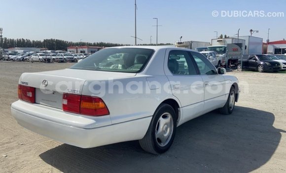 Ra Imported Lexus LS funfun Ọkọ̀ in Import - Dubai ni Ashanti Ra Imported Lexus LS funfun Ọkọ̀ in Import - Dubai ni Ashanti