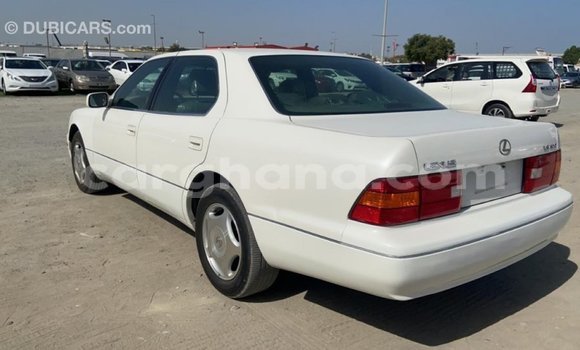 Ra Imported Lexus LS funfun Ọkọ̀ in Import - Dubai ni Ashanti Ra Imported Lexus LS funfun Ọkọ̀ in Import - Dubai ni Ashanti