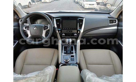 Buy Import Mitsubishi Montero White Car in Import - Dubai in Ashanti Buy Import Mitsubishi Montero White Car in Import - Dubai in Ashanti