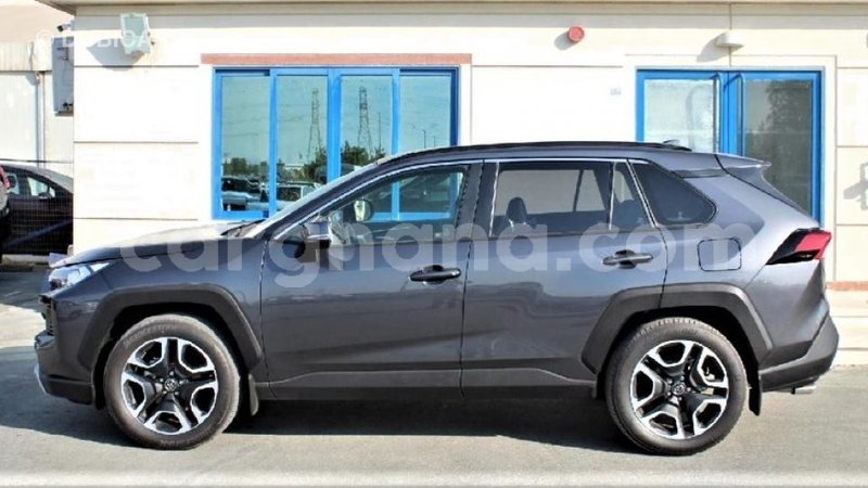 Big with watermark toyota 4runner ashanti import dubai 42375