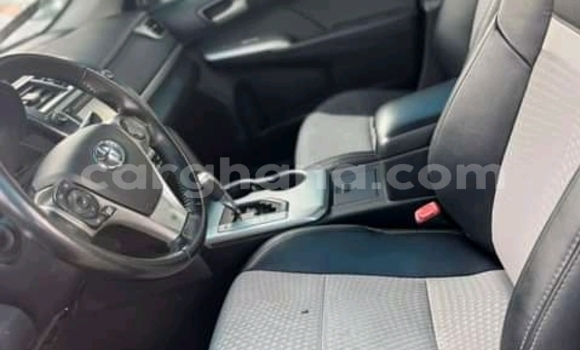 Sayi Na hannu Toyota Camry Red Mota in Accra a Greater Accra Sayi Na hannu Toyota Camry Red Mota in Accra a Greater Accra