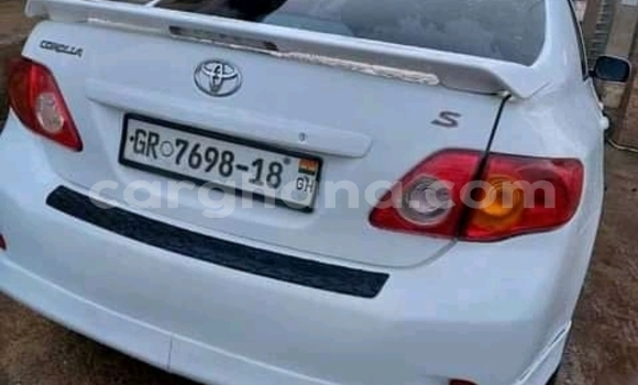 Sayi Na hannu Toyota Corolla Red Mota in Accra a Greater Accra Sayi Na hannu Toyota Corolla Red Mota in Accra a Greater Accra
