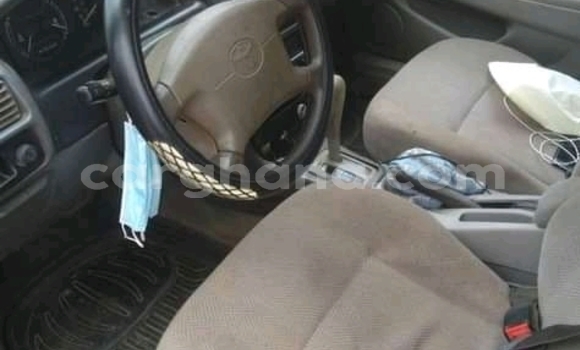 Sayi Na hannu Toyota Corolla Red Mota in Accra a Greater Accra Sayi Na hannu Toyota Corolla Red Mota in Accra a Greater Accra