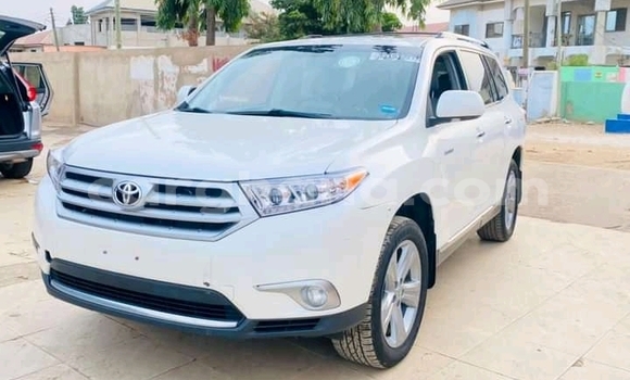 Ra Àlòkù Toyota RAV4 Miiran Ọkọ̀ in Accra ni Greater Accra