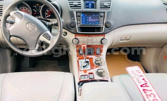 Buy Used Toyota RAV4 Other Car in Accra in Greater Accra Buy Used Toyota RAV4 Other Car in Accra in Greater Accra