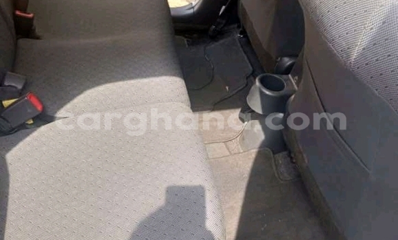 Sayi Na hannu Toyota Yaris White Mota in Accra a Greater Accra Sayi Na hannu Toyota Yaris White Mota in Accra a Greater Accra