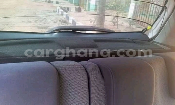 Sayi Na hannu Toyota Yaris White Mota in Accra a Greater Accra Sayi Na hannu Toyota Yaris White Mota in Accra a Greater Accra