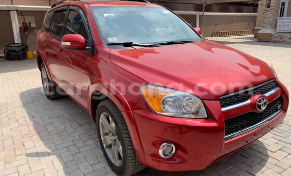 Ra Àlòkù Toyota RAV4 Red Ọkọ̀ in Sekondi–Takoradi Metropolitan ni Oorun Ra Àlòkù Toyota RAV4 Red Ọkọ̀ in Sekondi–Takoradi Metropolitan ni Oorun