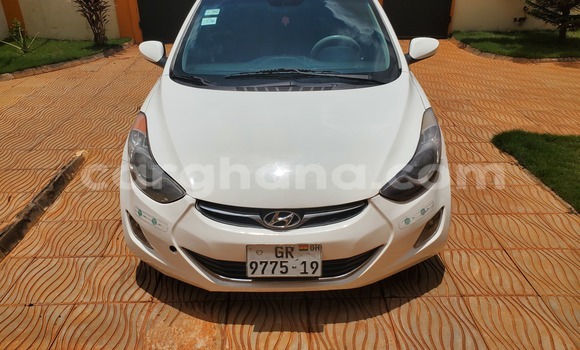 Sayi Na hannu Hyundai Elantra White Mota in Accra a Greater Accra Sayi Na hannu Hyundai Elantra White Mota in Accra a Greater Accra