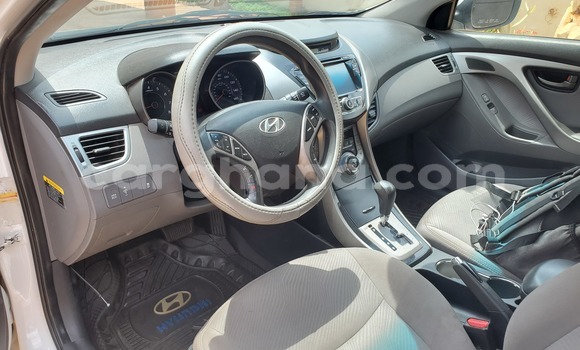 Sayi Na hannu Hyundai Elantra White Mota in Accra a Greater Accra Sayi Na hannu Hyundai Elantra White Mota in Accra a Greater Accra