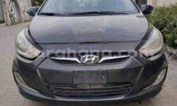 Sayi Na hannu Hyundai Accent Black Mota in Accra a Greater Accra
