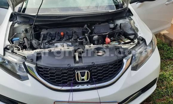 Sayi Na hannu Honda Civic White Mota in Wa a Upper West Sayi Na hannu Honda Civic White Mota in Wa a Upper West