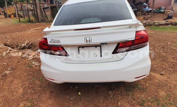 Sayi Na hannu Honda Civic White Mota in Wa a Upper West Sayi Na hannu Honda Civic White Mota in Wa a Upper West