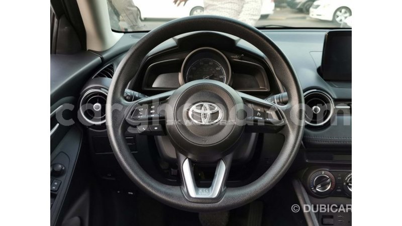 Big with watermark toyota yaris ashanti import dubai 42413