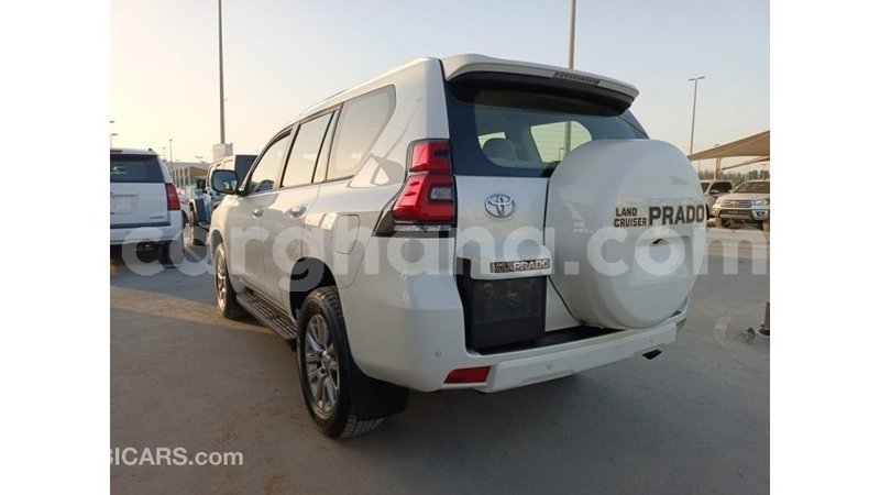 Big with watermark toyota prado ashanti import dubai 42415