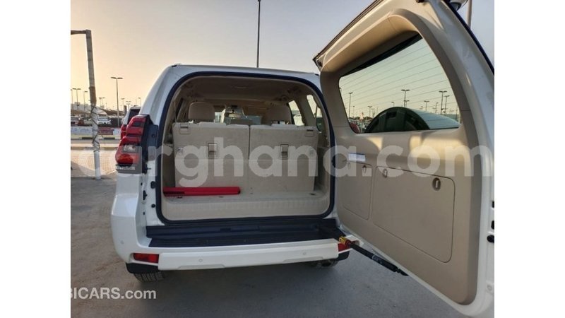 Big with watermark toyota prado ashanti import dubai 42415