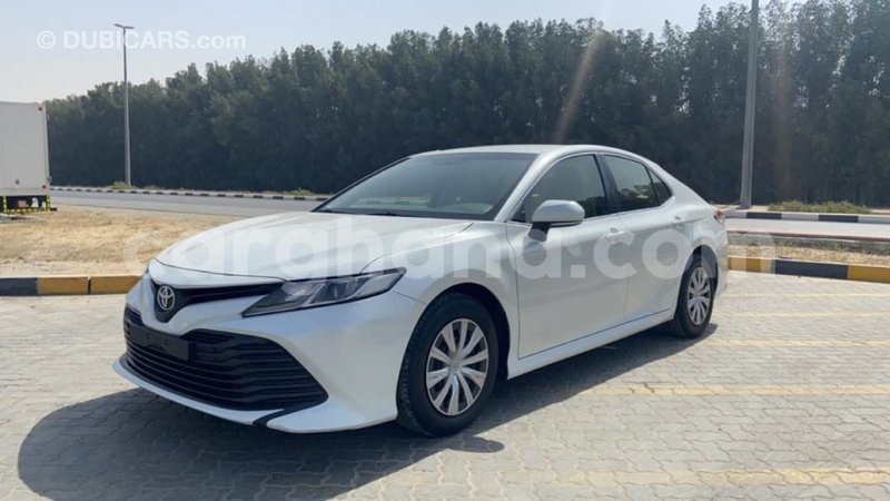 Big with watermark toyota camry ashanti import dubai 42416