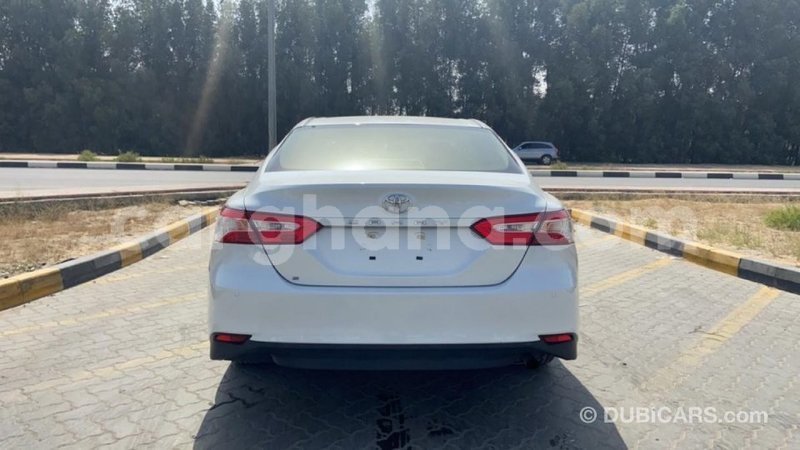 Big with watermark toyota camry ashanti import dubai 42416