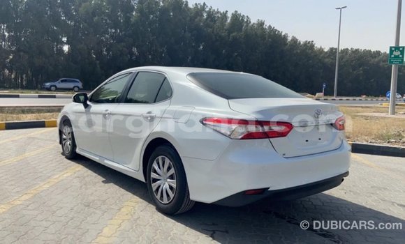 Buy Import Toyota Camry White Car in Import - Dubai in Ashanti Buy Import Toyota Camry White Car in Import - Dubai in Ashanti