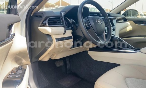 Buy Import Toyota Camry White Car in Import - Dubai in Ashanti Buy Import Toyota Camry White Car in Import - Dubai in Ashanti