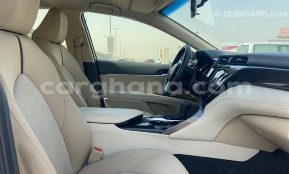Buy Import Toyota Camry White Car in Import - Dubai in Ashanti Buy Import Toyota Camry White Car in Import - Dubai in Ashanti