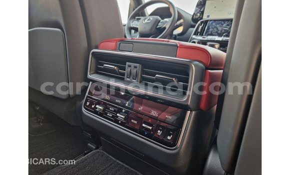 Sayi Imported Lexus LX White Mota in Import - Dubai a Ashanti Sayi Imported Lexus LX White Mota in Import - Dubai a Ashanti