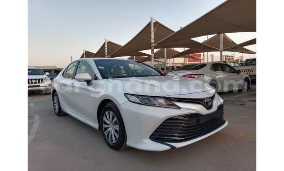 Buy Import Toyota Camry White Car in Import - Dubai in Ashanti Buy Import Toyota Camry White Car in Import - Dubai in Ashanti