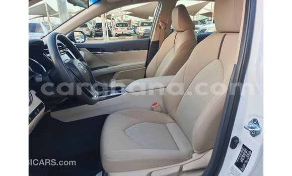 Buy Import Toyota Camry White Car in Import - Dubai in Ashanti Buy Import Toyota Camry White Car in Import - Dubai in Ashanti