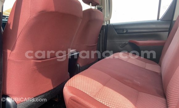 Ra Imported Toyota Hilux funfun Ọkọ̀ in Import - Dubai ni Ashanti Ra Imported Toyota Hilux funfun Ọkọ̀ in Import - Dubai ni Ashanti