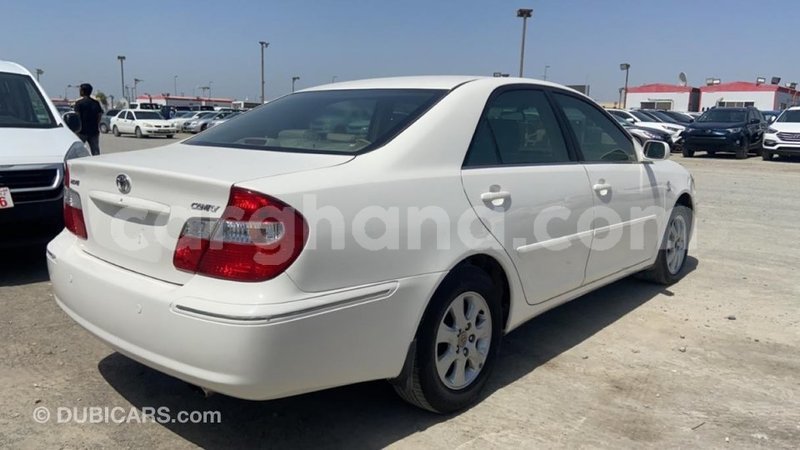 Big with watermark toyota camry ashanti import dubai 42424