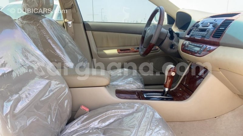 Big with watermark toyota camry ashanti import dubai 42424