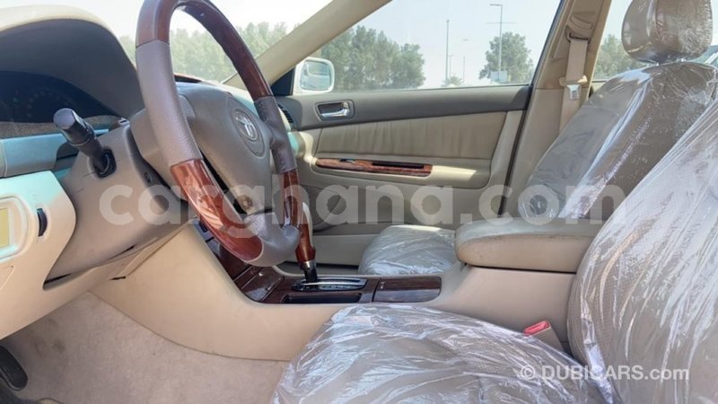 Big with watermark toyota camry ashanti import dubai 42424