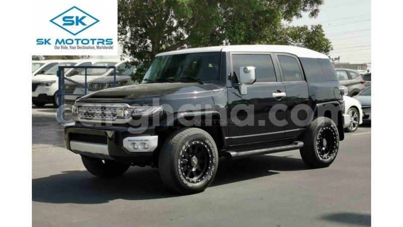 Big with watermark toyota fj cruiser ashanti import dubai 42429