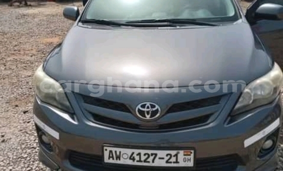 Sayi Na hannu Toyota Corolla Black Mota in Accra a Greater Accra Sayi Na hannu Toyota Corolla Black Mota in Accra a Greater Accra