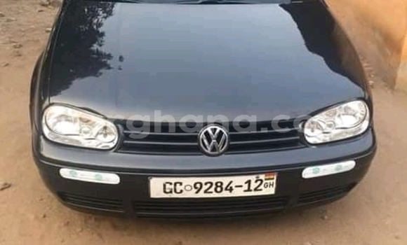 Ra Àlòkù Volkswagen Golf Black Ọkọ̀ in Accra ni Greater Accra