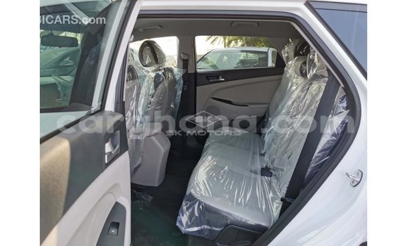 Ra Imported Hyundai Tucson funfun Ọkọ̀ in Import - Dubai ni Ashanti Ra Imported Hyundai Tucson funfun Ọkọ̀ in Import - Dubai ni Ashanti