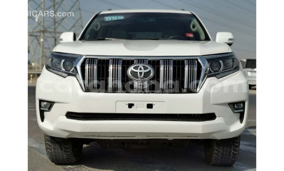 Ra Imported Toyota Prado funfun Ọkọ̀ in Import - Dubai ni Ashanti Ra Imported Toyota Prado funfun Ọkọ̀ in Import - Dubai ni Ashanti