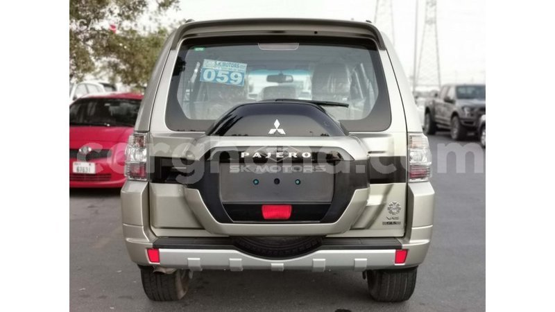 Big with watermark mitsubishi pajero ashanti import dubai 42456