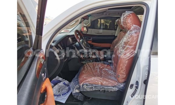 Sayi Imported Lexus LX White Mota in Import - Dubai a Ashanti Sayi Imported Lexus LX White Mota in Import - Dubai a Ashanti