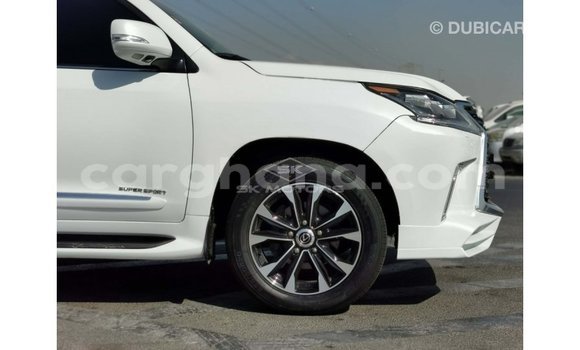 Sayi Imported Lexus LX White Mota in Import - Dubai a Ashanti Sayi Imported Lexus LX White Mota in Import - Dubai a Ashanti