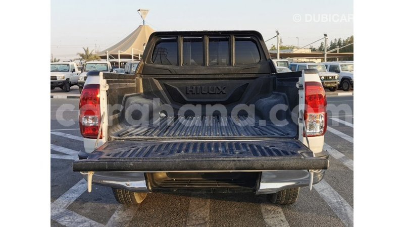 Big with watermark toyota hilux ashanti import dubai 42458