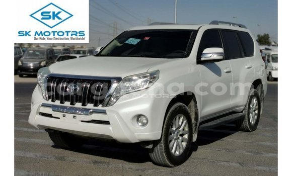 Buy Import Toyota Prado White Car in Import - Dubai in Ashanti Buy Import Toyota Prado White Car in Import - Dubai in Ashanti