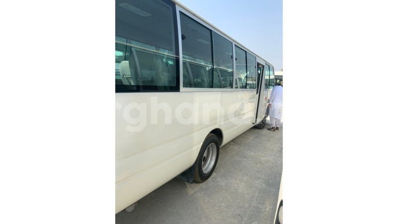 Big with watermark toyota coaster ashanti import dubai 42461