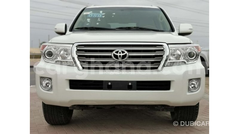 Big with watermark toyota land cruiser ashanti import dubai 42464