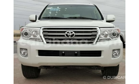 Buy Import Toyota Land Cruiser White Car in Import - Dubai in Ashanti Buy Import Toyota Land Cruiser White Car in Import - Dubai in Ashanti