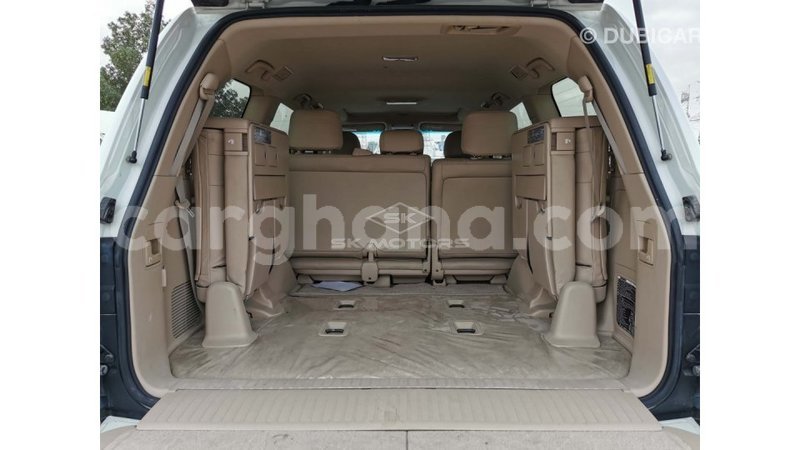 Big with watermark toyota land cruiser ashanti import dubai 42464