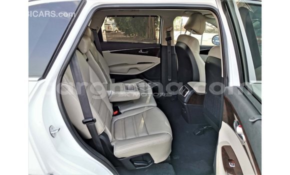 Buy Import Kia Sedona White Car in Import - Dubai in Ashanti Buy Import Kia Sedona White Car in Import - Dubai in Ashanti